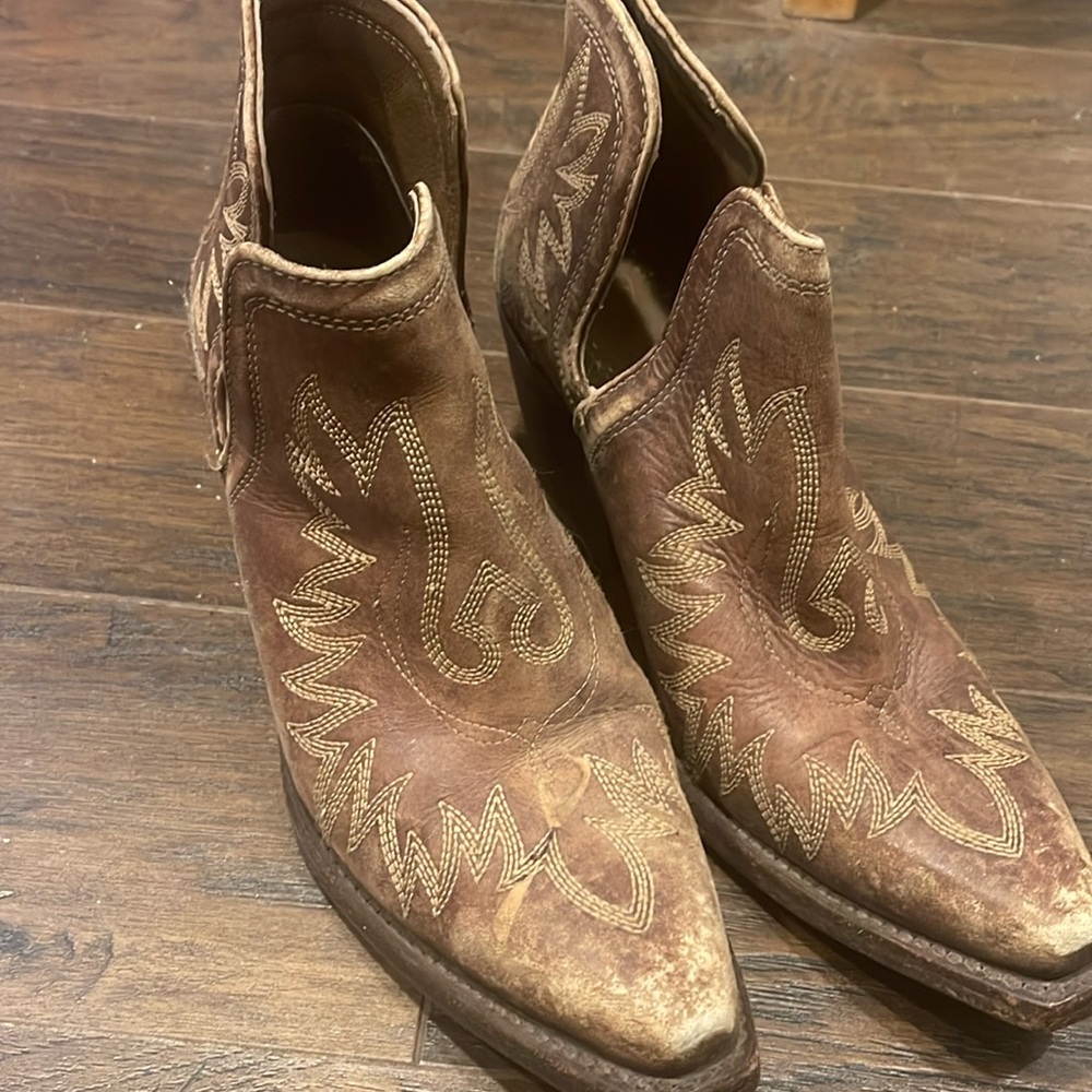 Ariat booties